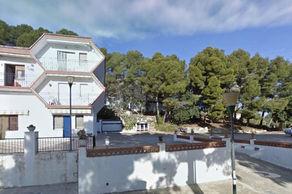 Apartamento Entre La Playa Y La Montana Calafell Ngoại thất bức ảnh